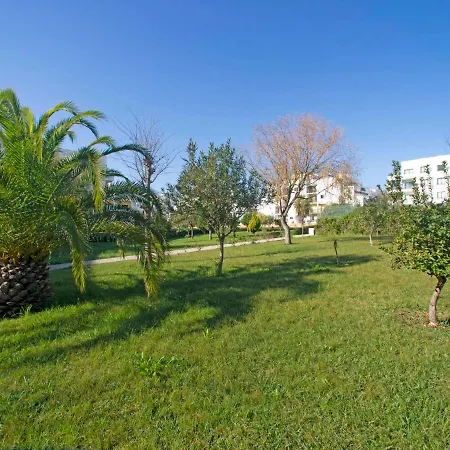 Διαμέρισμα Garden Place By Interhome *